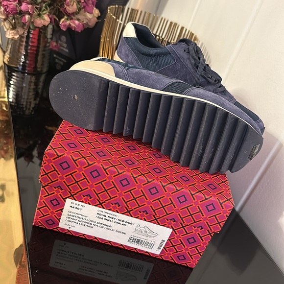 Tory Burch Sawtooth Logo Sneakers in Royal Navy/New Ivory/Sea Shell Pink - Picture 8 of 8